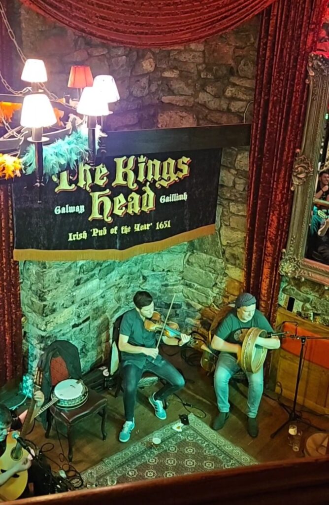 Live music at The King's Head