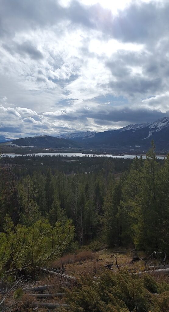 Colorado travel through the mountains