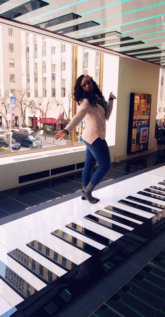 Giant floor piano at FAO Schwarz